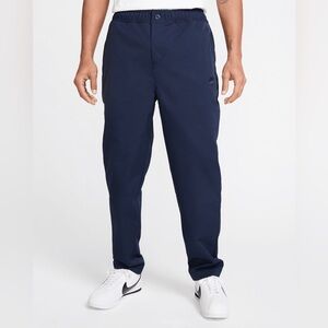 NWT Nike Club Men's Woven Tapered Pants